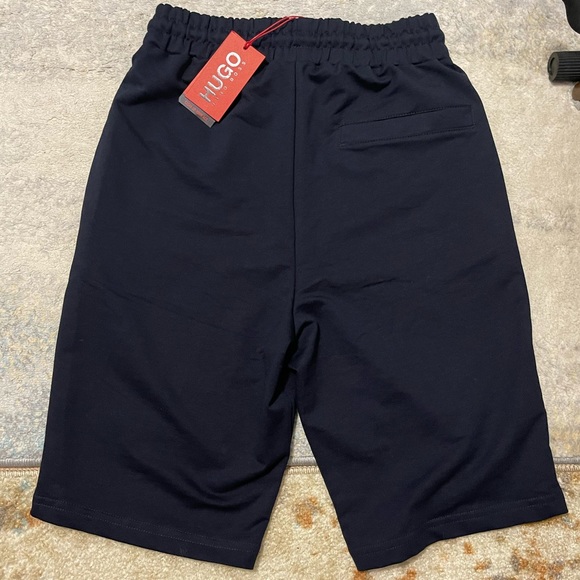 NWT Men's Small Hugo Boss Diz222 Logo Patch Regular Fit Drawstring Short In Navy - Picture 10 of 12